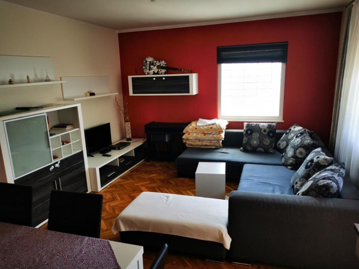 Apartmant Sandra - Big Terace And Free Parking Karlovac Exterior foto