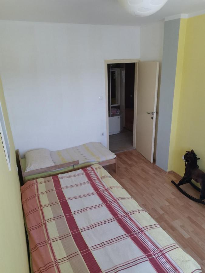 Apartmant Sandra - Big Terace And Free Parking Karlovac Exterior foto