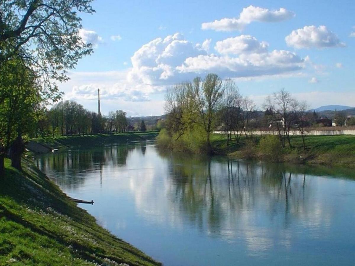 Apartmant Sandra - Big Terace And Free Parking Karlovac Exterior foto